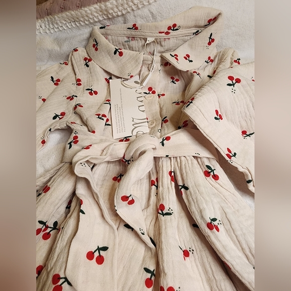 Sister Set Matching Dresses 5Y & 18 months - Picture 2 of 8